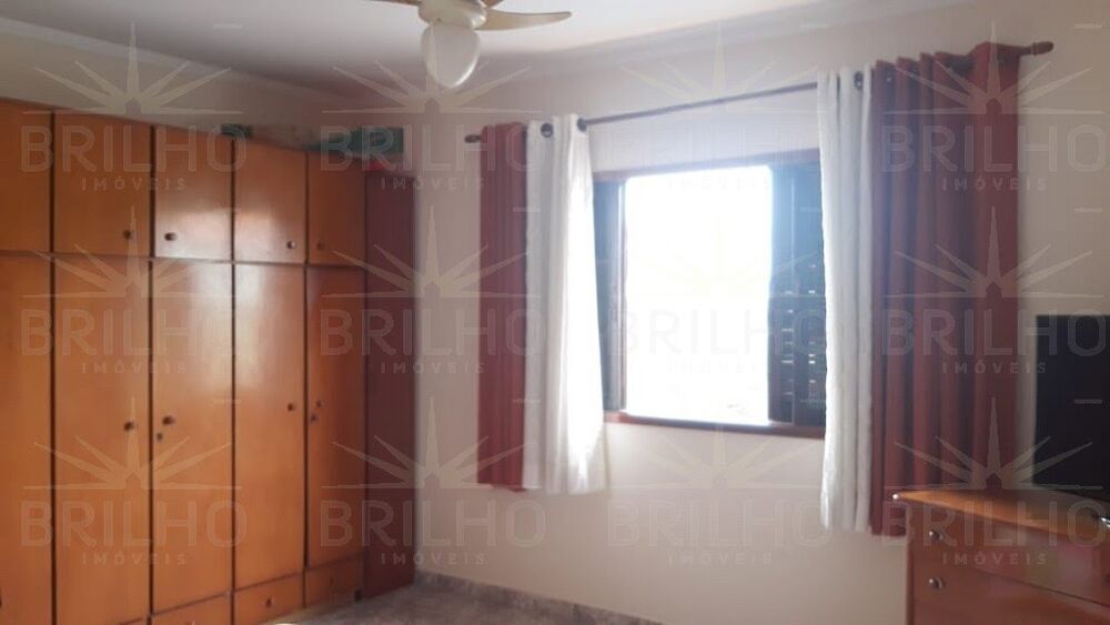 Sobrado, 3 quartos, 316 m² - Foto 4