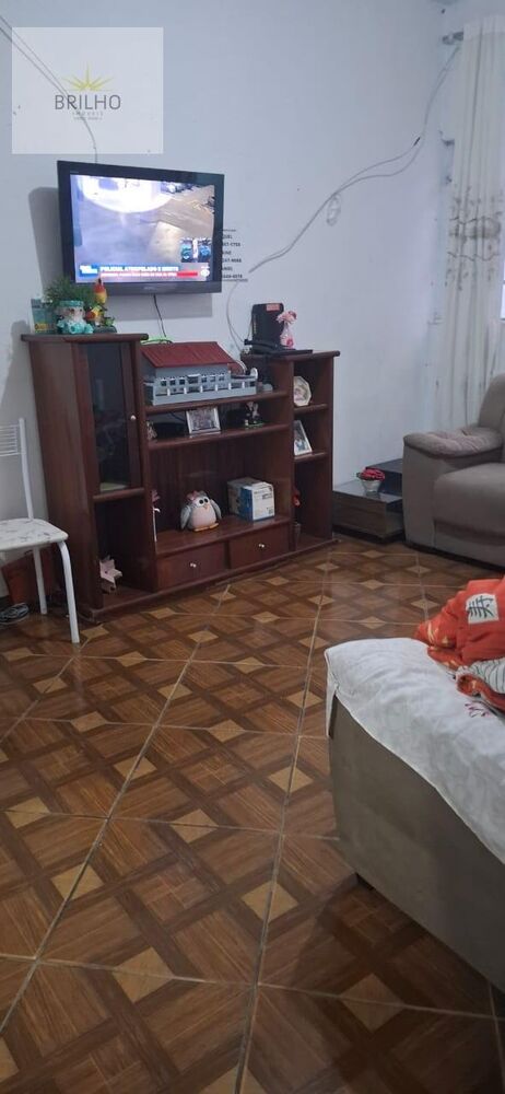 Casa à venda com 2 quartos, 120m² - Foto 8