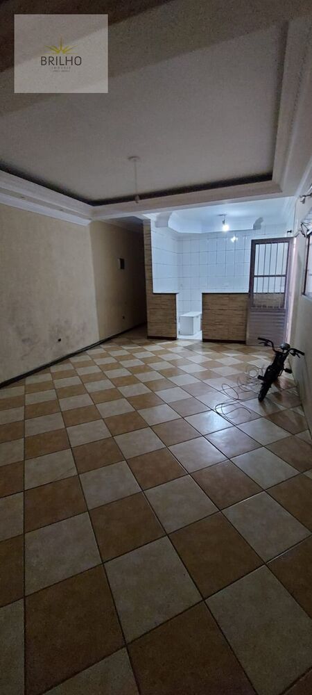 Casa para alugar com 2 quartos, 50m² - Foto 7