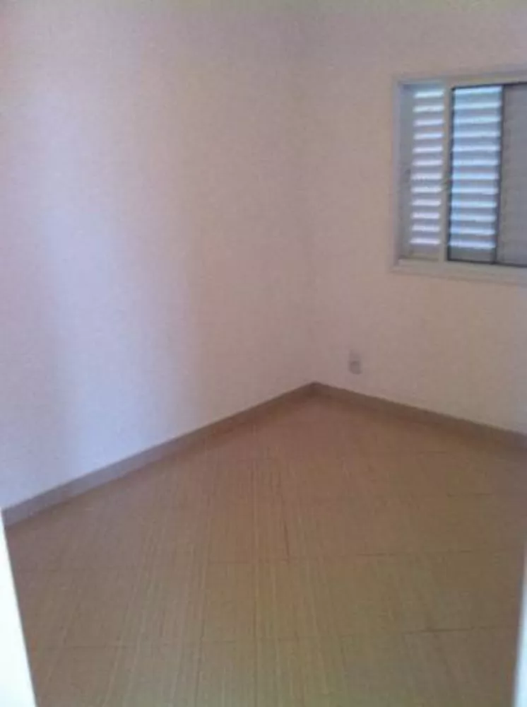 Apartamento para alugar com 2 quartos, 55m² - Foto 4