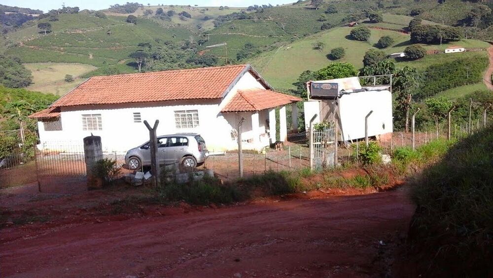 Chácara à venda com 3 quartos, 5000m² - Foto 2