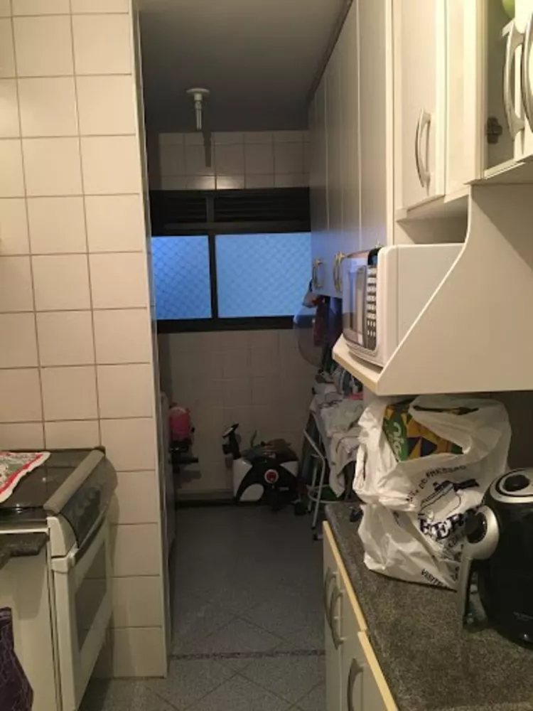 Apartamento à venda com 2 quartos, 64m² - Foto 4