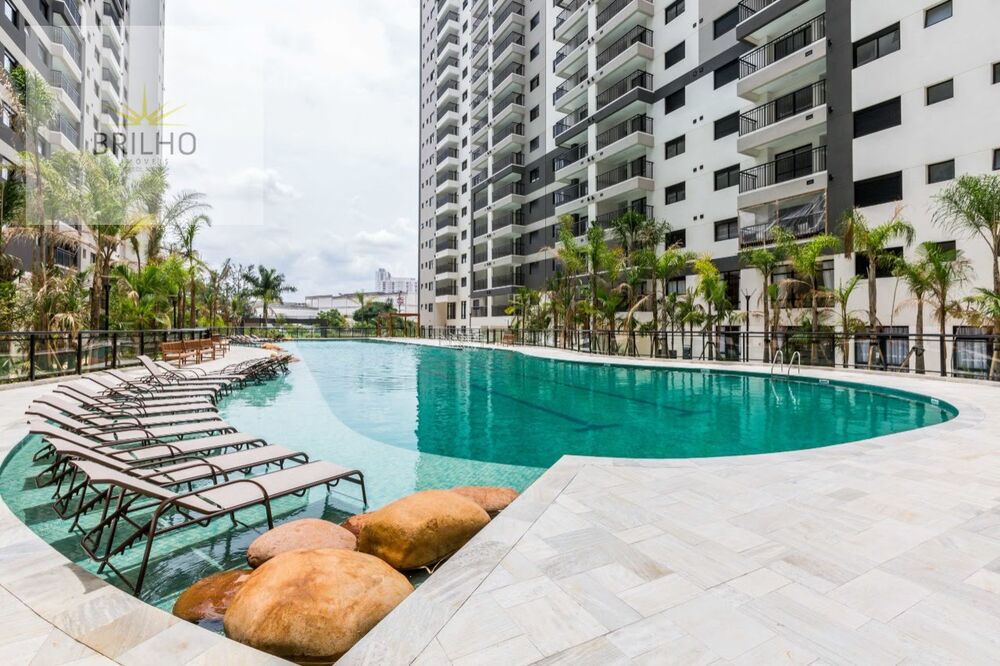 Apartamento à venda com 2 quartos, 62m² - Foto 1