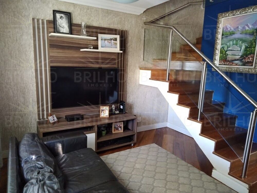 Casa de Condomínio à venda com 3 quartos, 98m² - Foto 2