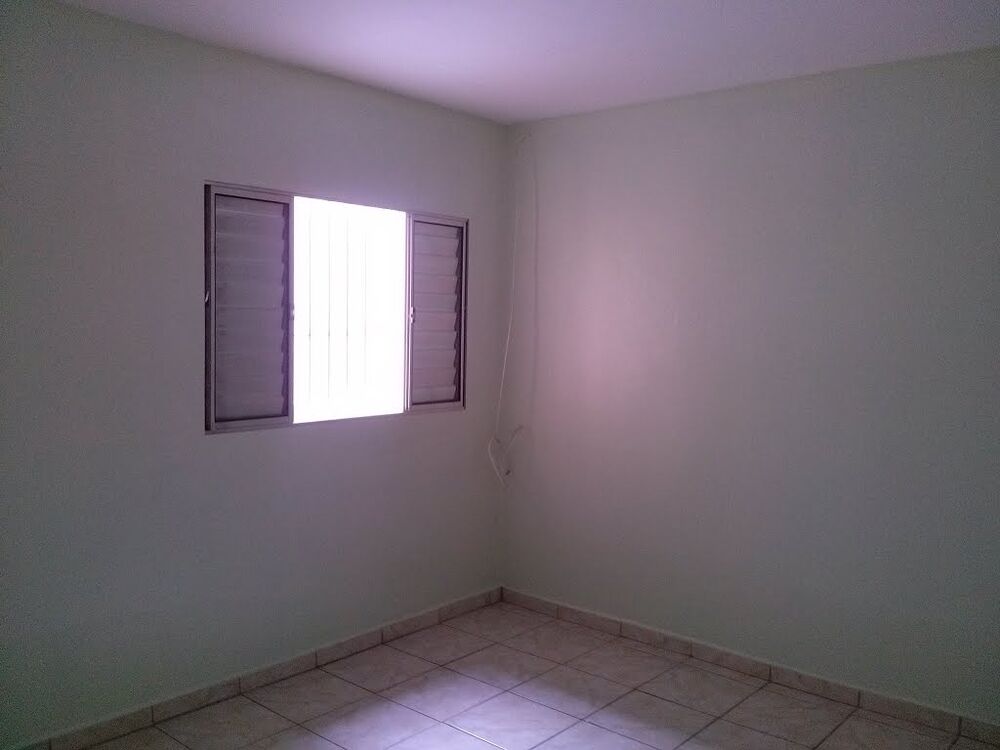 Casa para alugar com 2 quartos, 125m² - Foto 4
