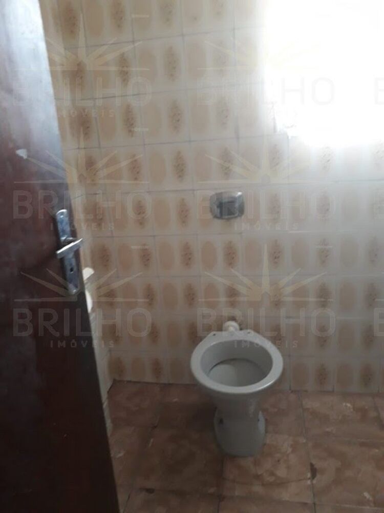 Casa para alugar com 2 quartos, 125m² - Foto 25