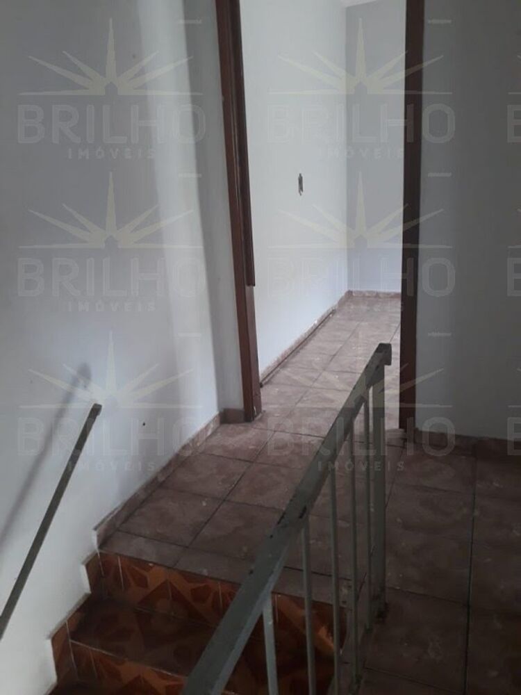 Casa para alugar com 2 quartos, 125m² - Foto 19