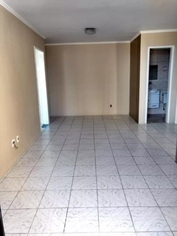 Apartamento à venda com 2 quartos, 56m² - Foto 4