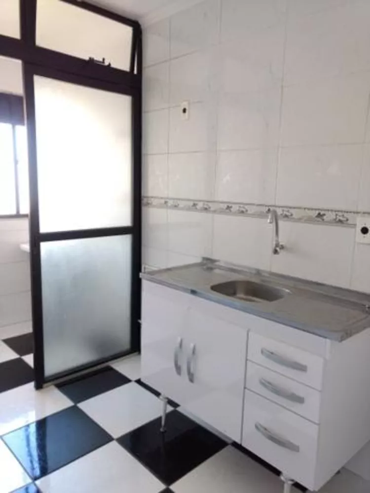 Apartamento à venda com 2 quartos, 56m² - Foto 1