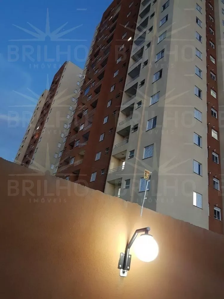 Apartamento à venda com 2 quartos, 62m² - Foto 2