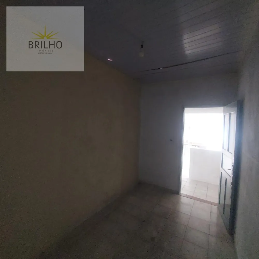 Casa, 2 quartos, 70 m² - Foto 1