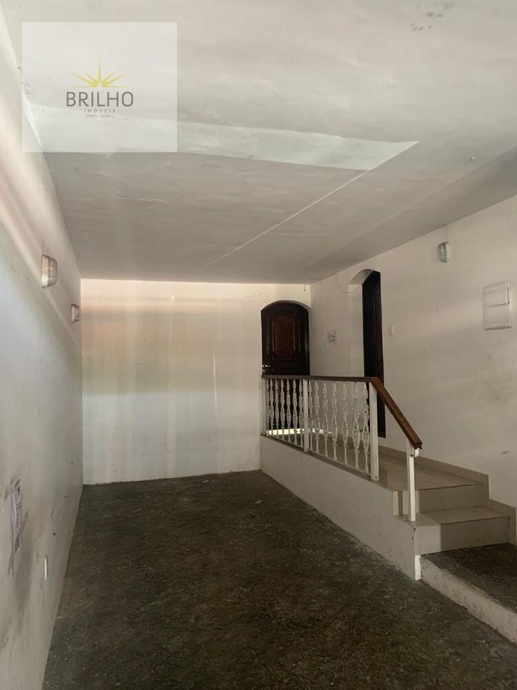 Prédio Inteiro para alugar com 8 quartos, 330m² - Foto 18