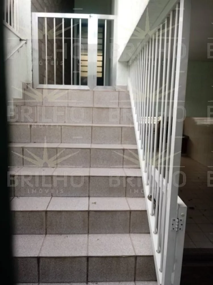 Sobrado à venda com 2 quartos, 128m² - Foto 3