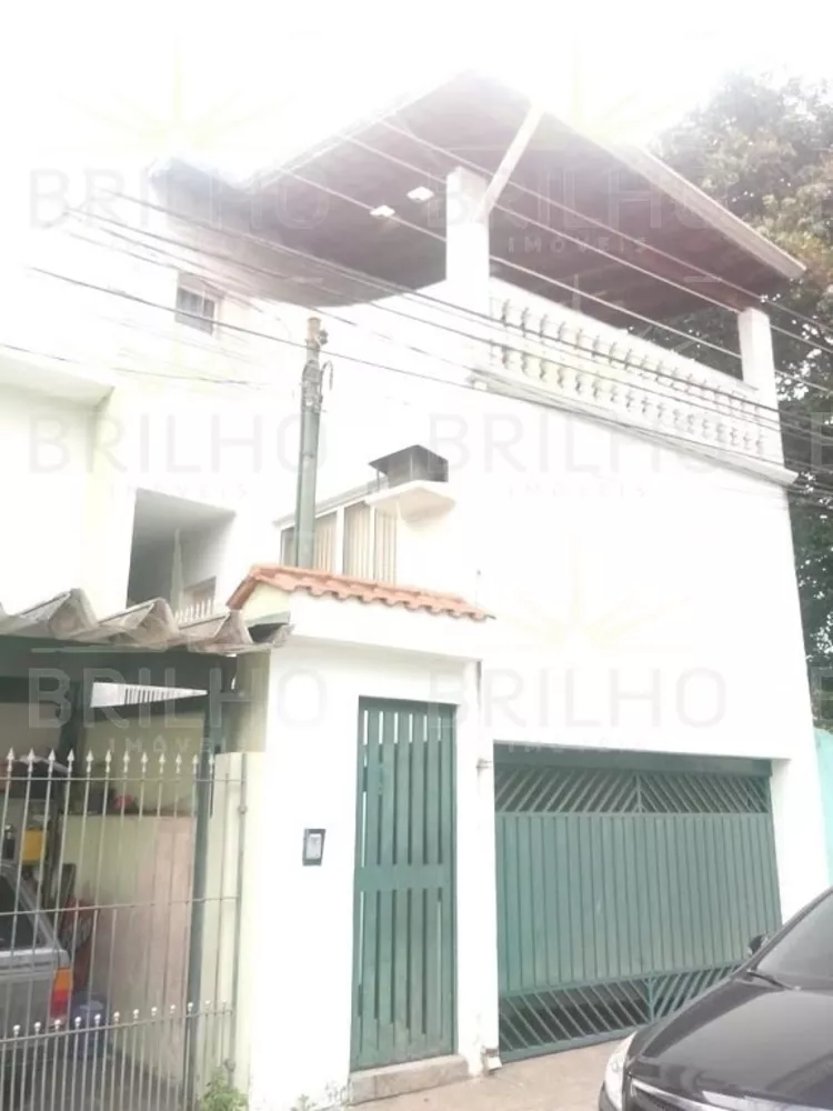 Sobrado à venda com 2 quartos, 128m² - Foto 1