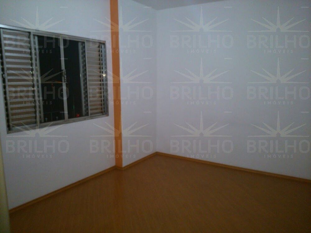 Casa para alugar com 3 quartos, 150m² - Foto 1