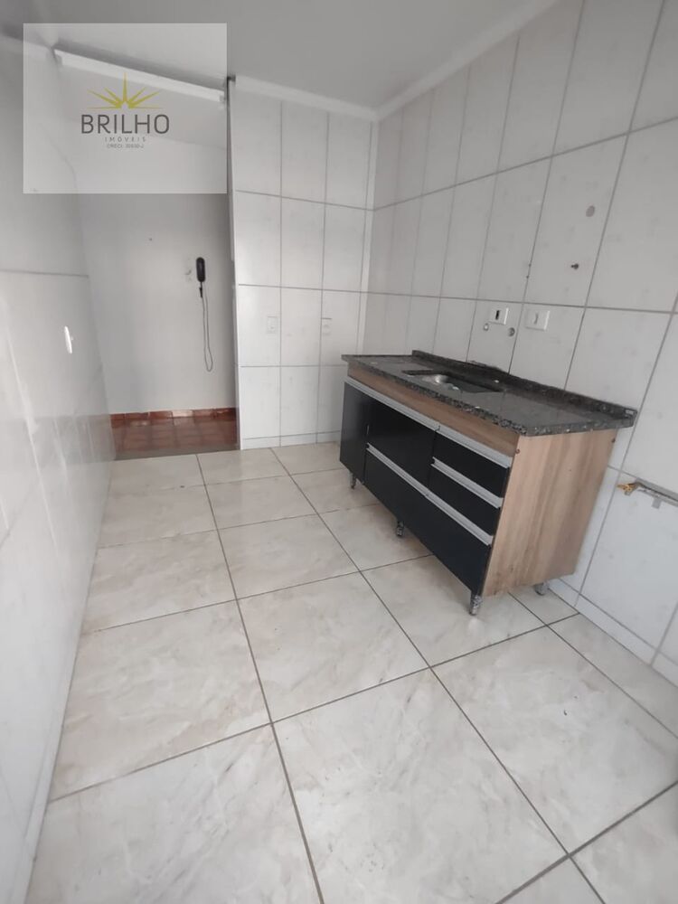 Apartamento para alugar com 2 quartos, 50m² - Foto 3