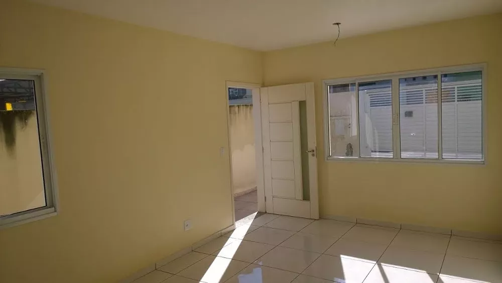 Sobrado à venda com 2 quartos, 90m² - Foto 1