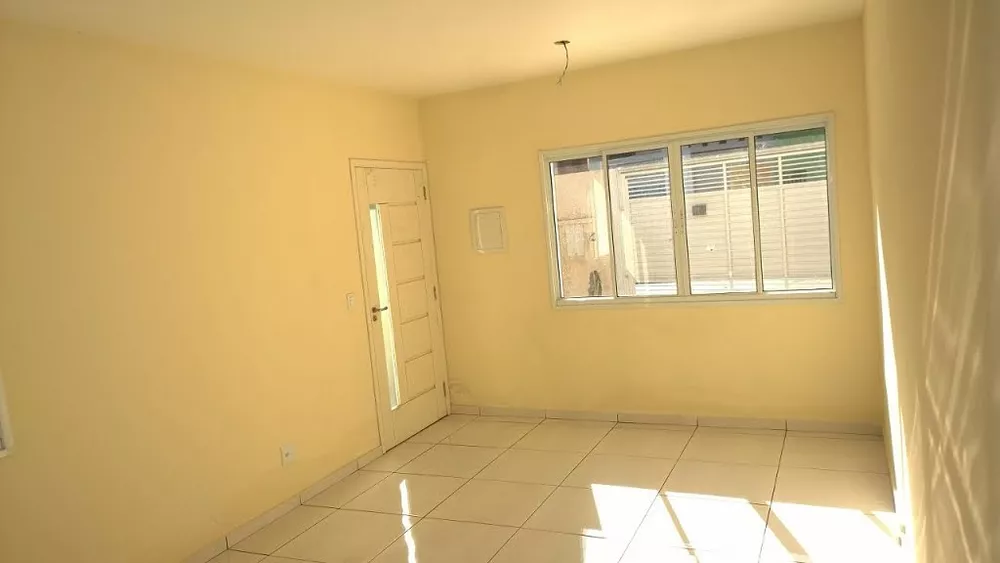 Sobrado à venda com 2 quartos, 90m² - Foto 2