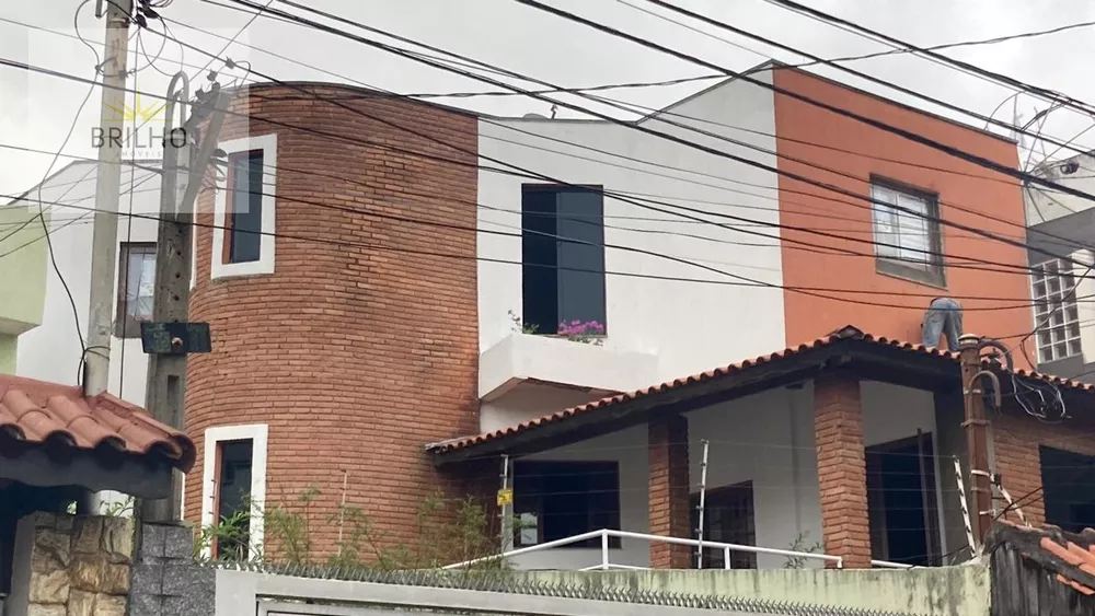 Sobrado à venda com 3 quartos, 260m² - Foto 3