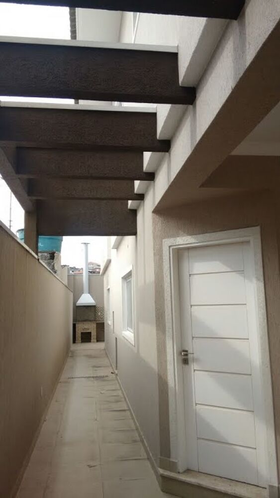 Sobrado à venda com 3 quartos, 200m² - Foto 1
