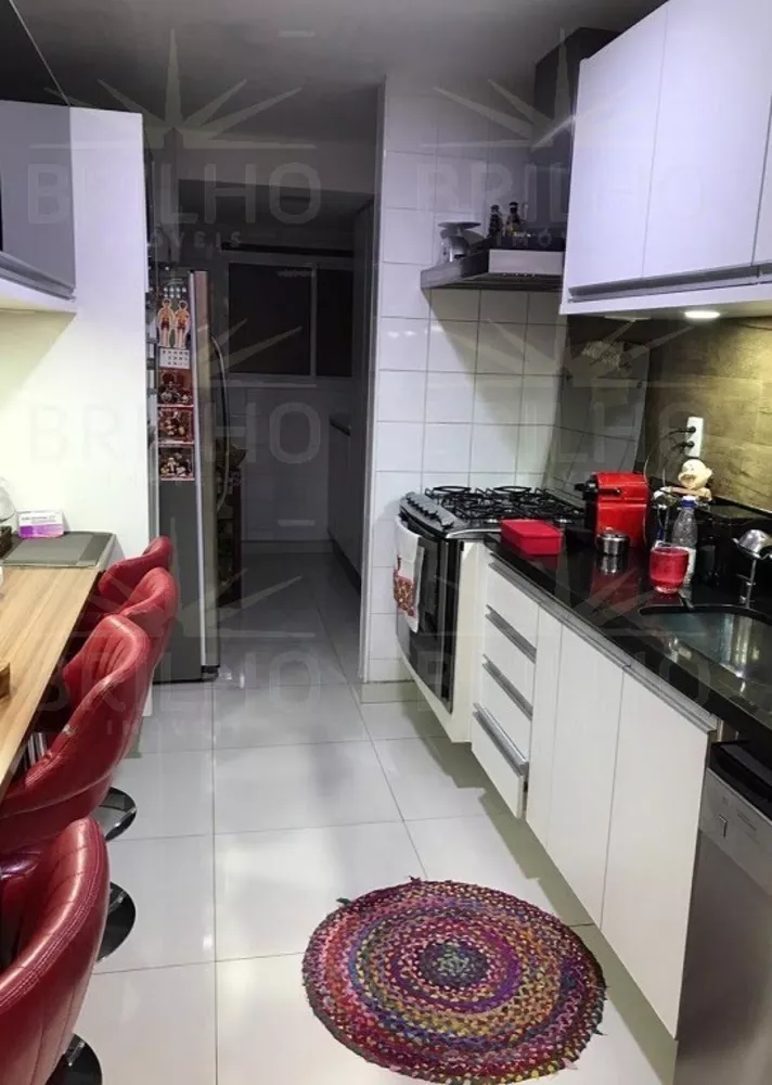 Apartamento à venda com 3 quartos, 110m² - Foto 3