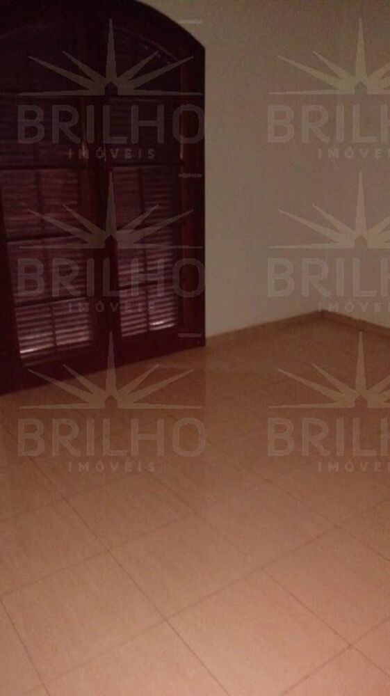 Casa para alugar com 3 quartos, 125m² - Foto 13