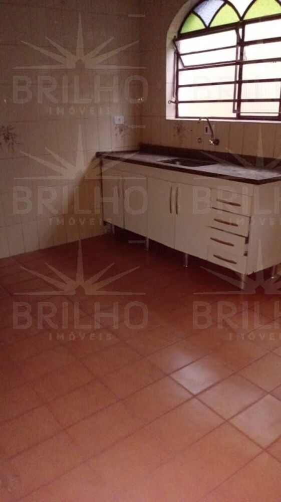 Casa para alugar com 3 quartos, 125m² - Foto 3