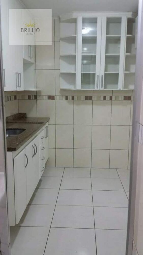 Apartamento à venda e aluguel com 2 quartos, 50m² - Foto 12