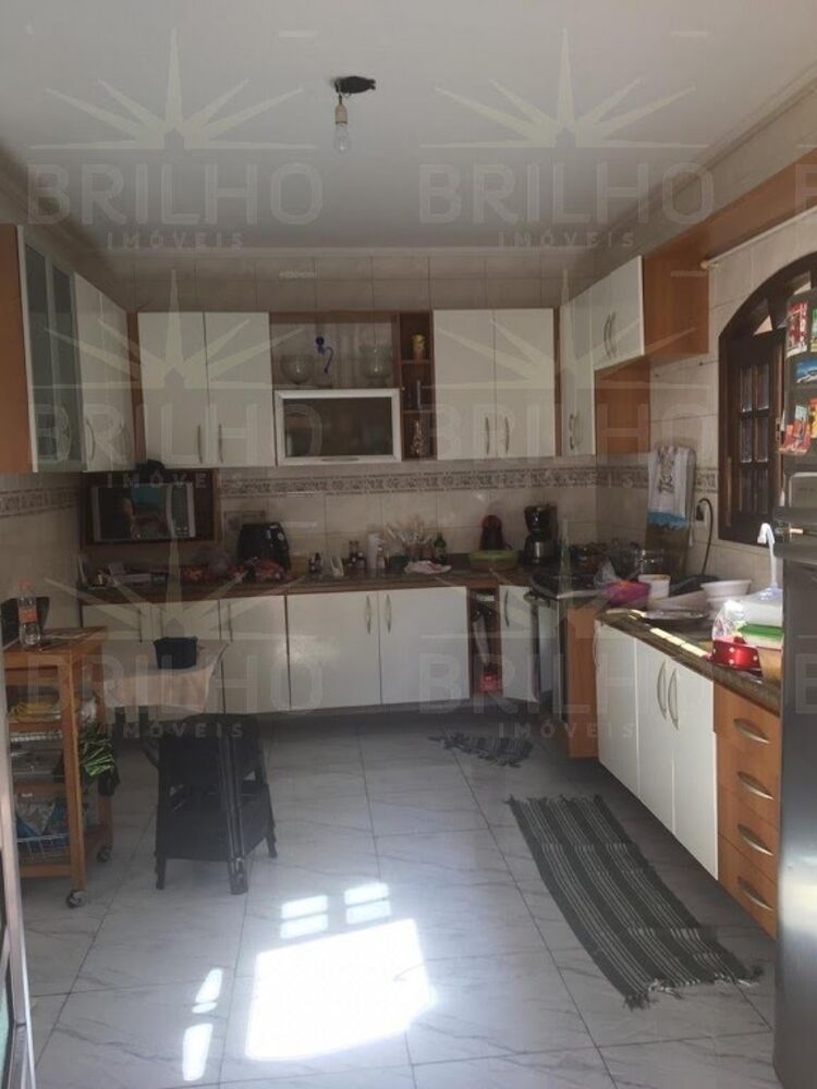 Sobrado à venda com 3 quartos, 195m² - Foto 4