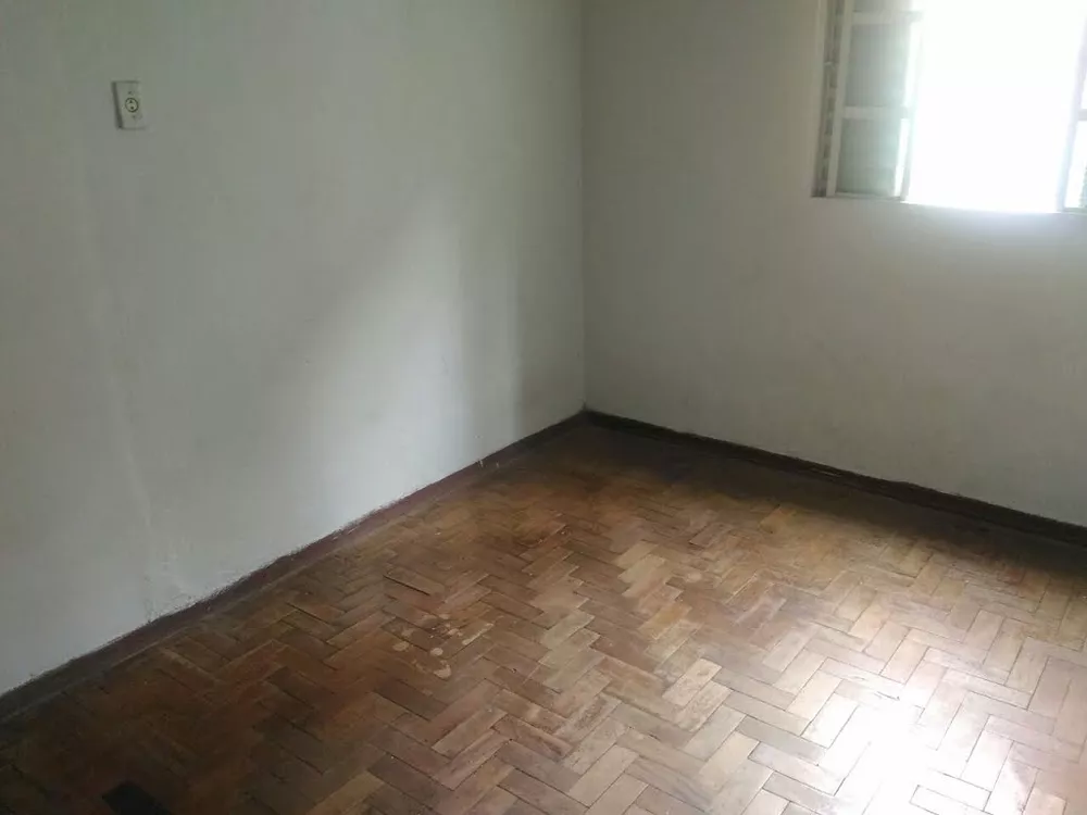 Casa para alugar com 1 quarto, 80m² - Foto 4