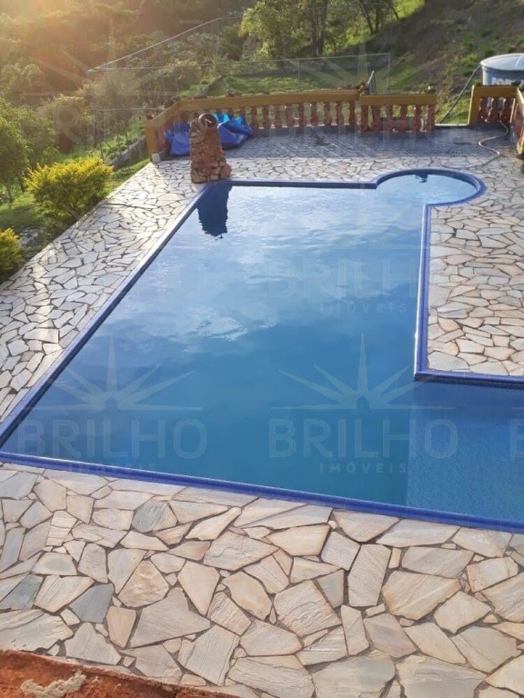 Chácara à venda com 4 quartos, 4500m² - Foto 2