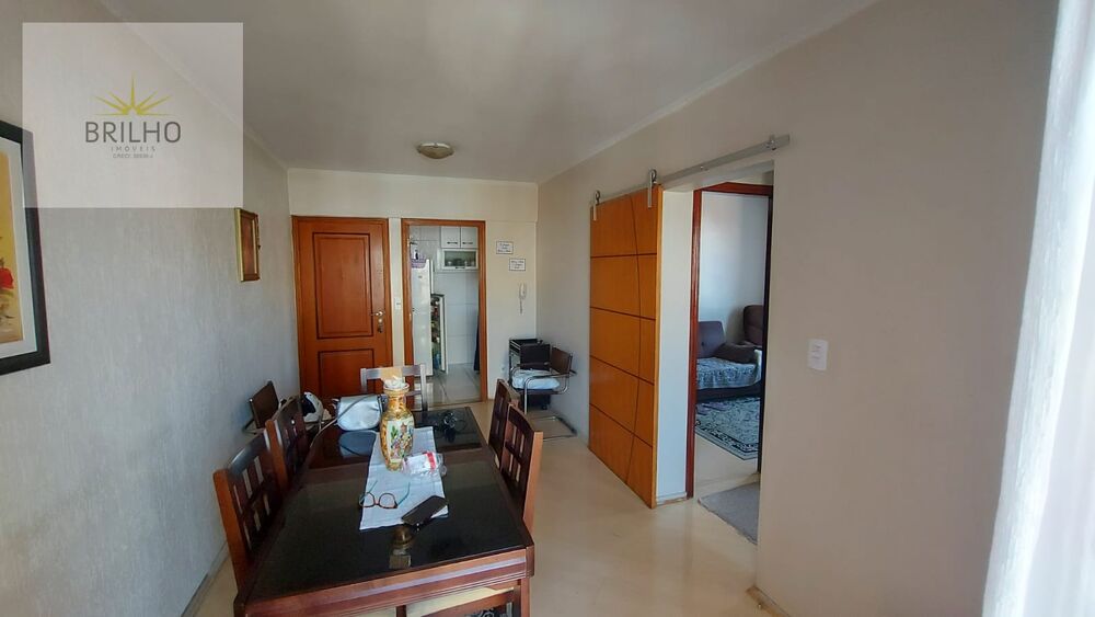 Apartamento à venda com 2 quartos, 63m² - Foto 1