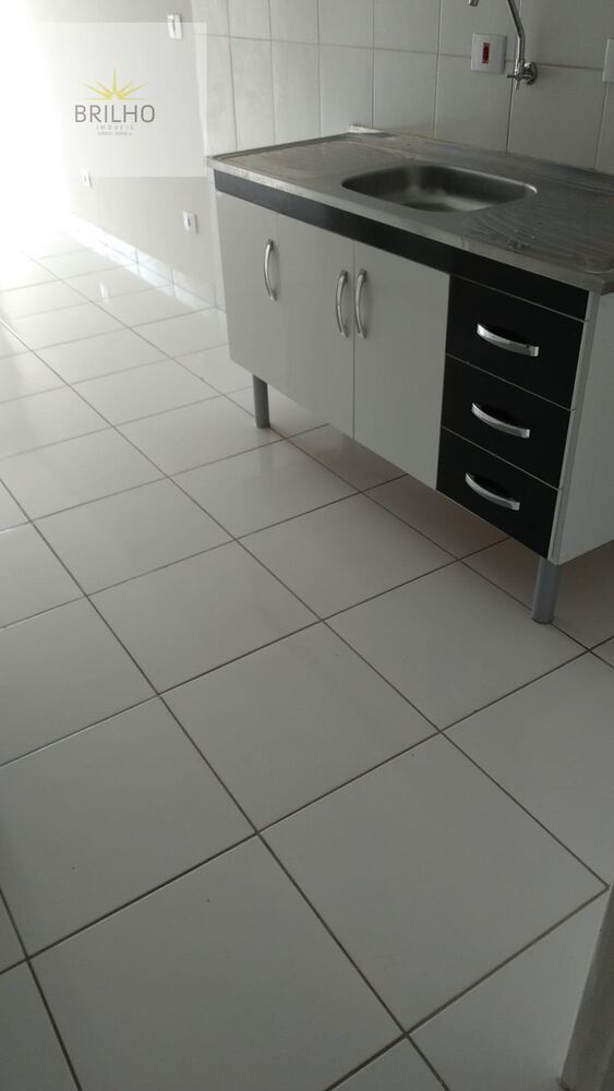 Apartamento para alugar com 2 quartos, 50m² - Foto 4