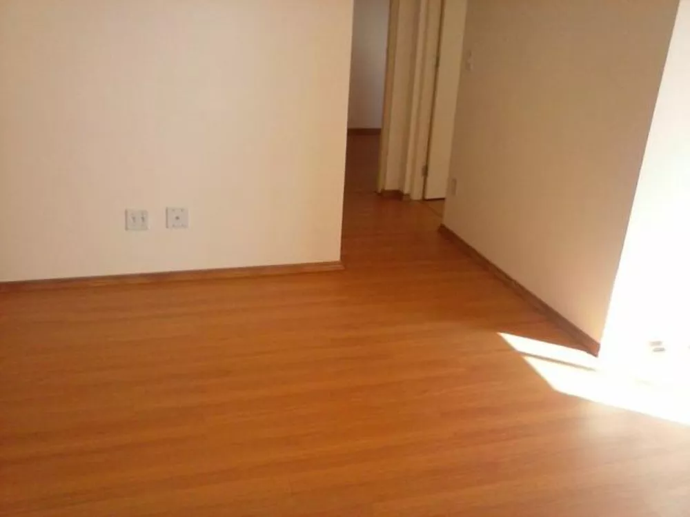 Apartamento para alugar com 2 quartos, 55m² - Foto 2