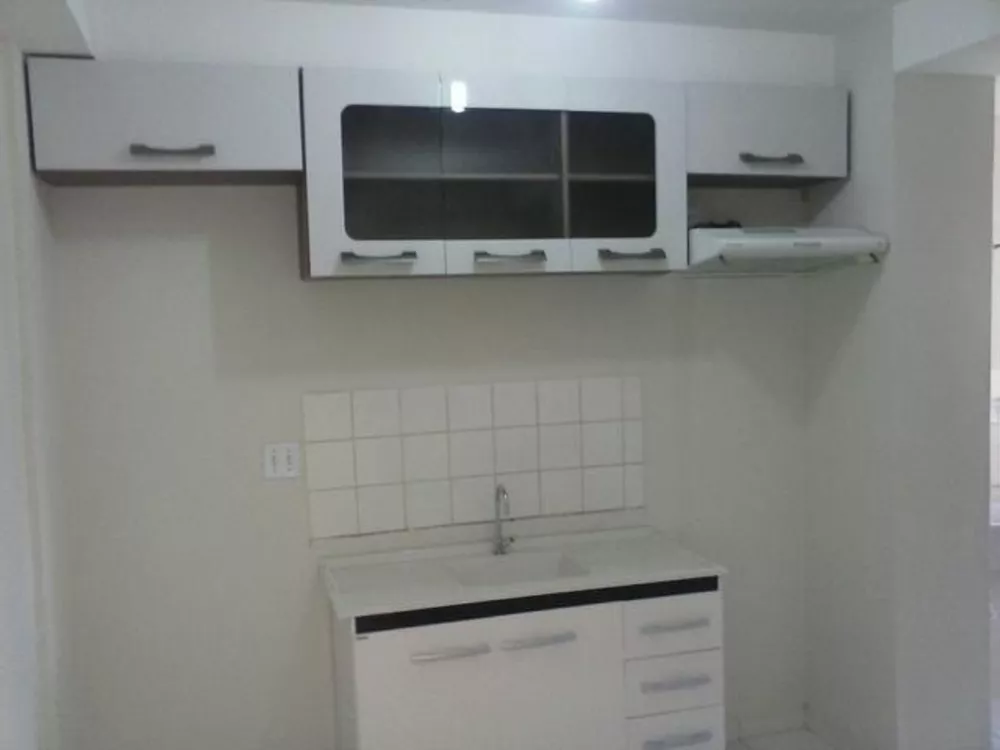 Apartamento para alugar com 2 quartos, 55m² - Foto 3