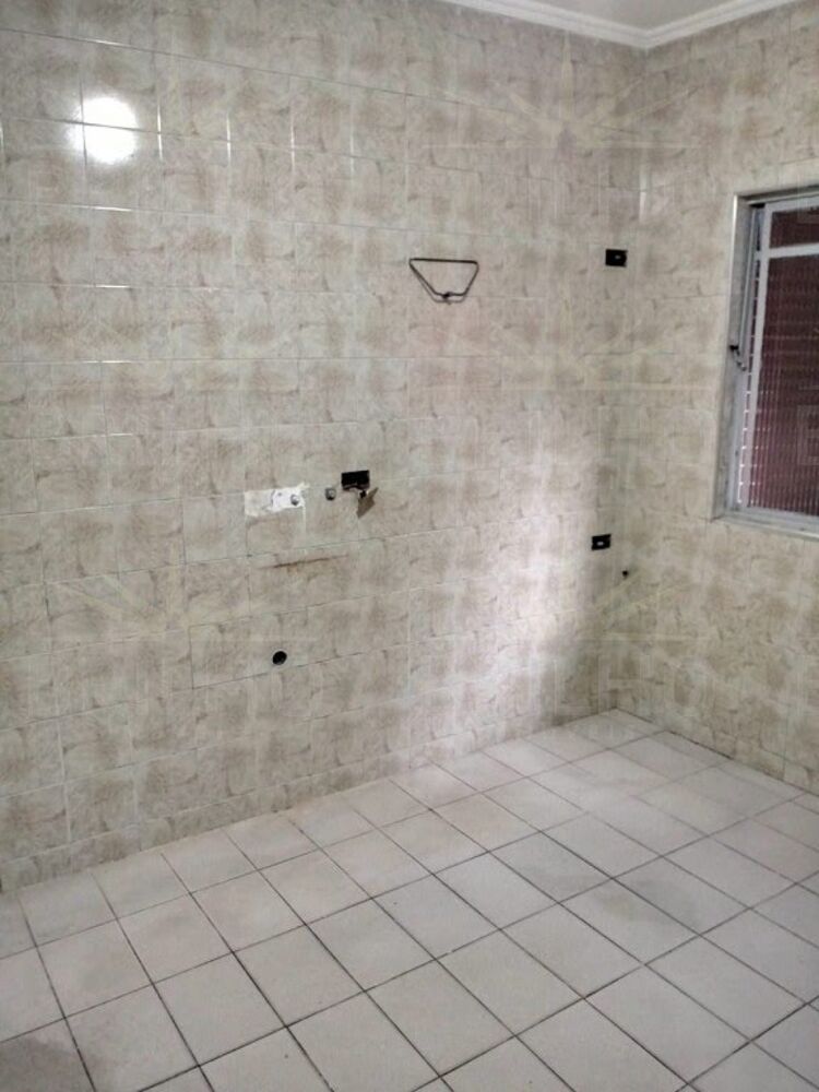 Casa para alugar com 3 quartos, 125m² - Foto 7