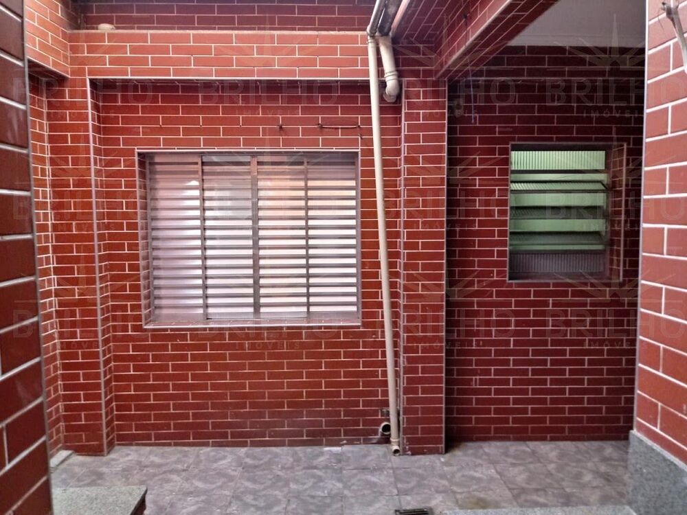 Casa para alugar com 3 quartos, 125m² - Foto 12