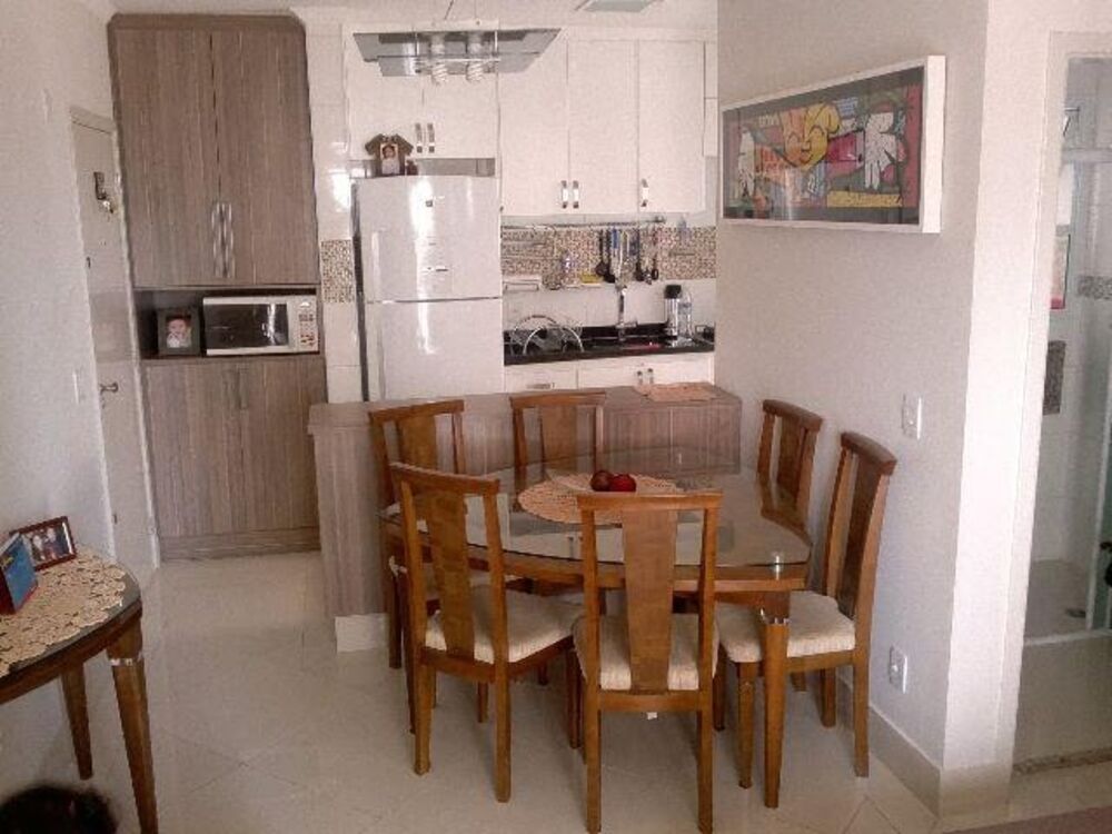Apartamento à venda com 3 quartos, 65m² - Foto 2
