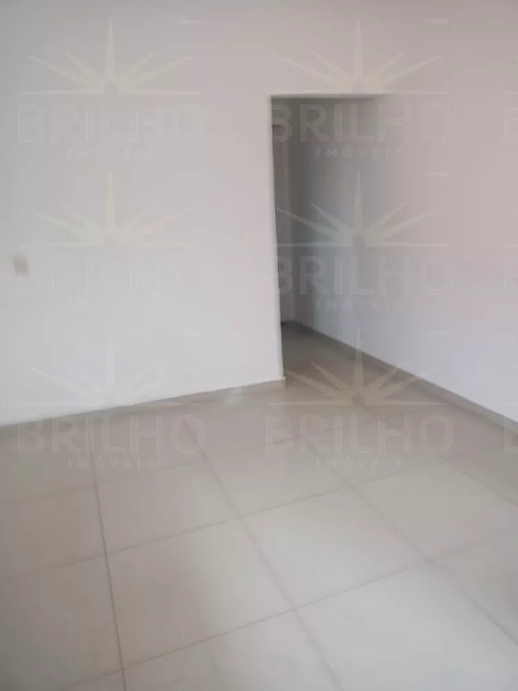 Casa para alugar com 1 quarto, 50m² - Foto 3