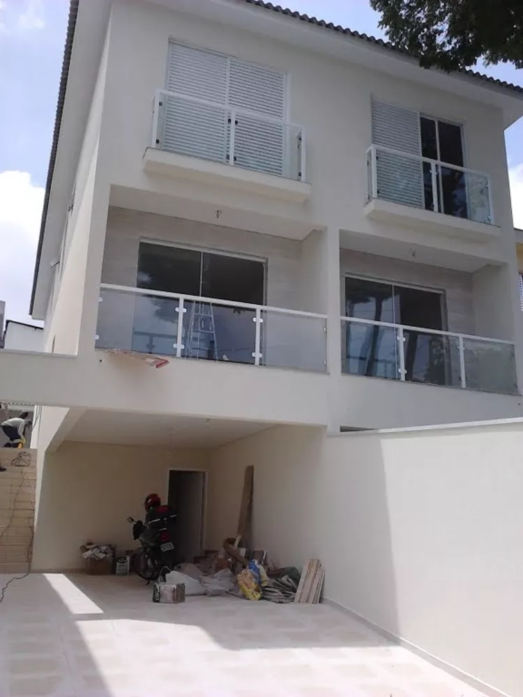 Sobrado à venda com 3 quartos, 150m² - Foto 1