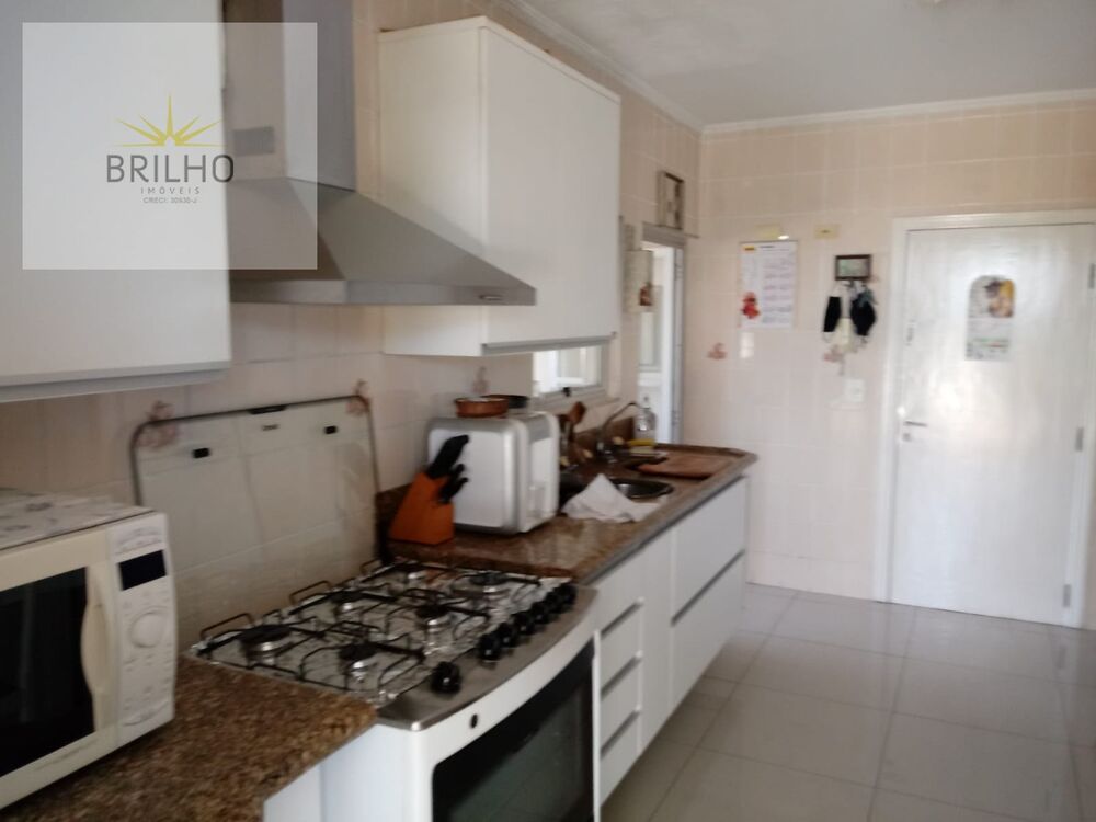 Apartamento à venda com 3 quartos, 160m² - Foto 7