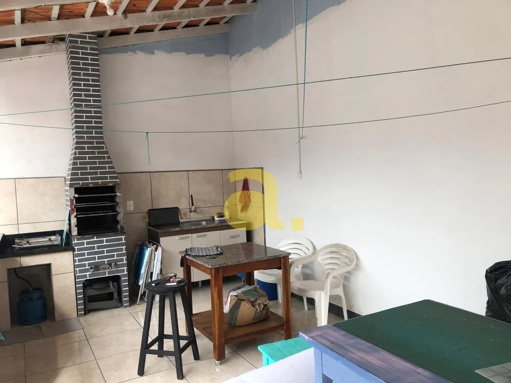 Casa, 3 quartos, 240 m² - Foto 13