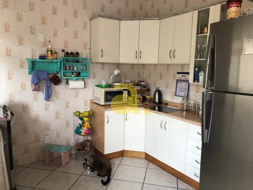 Casa, 3 quartos, 240 m² - Foto 10