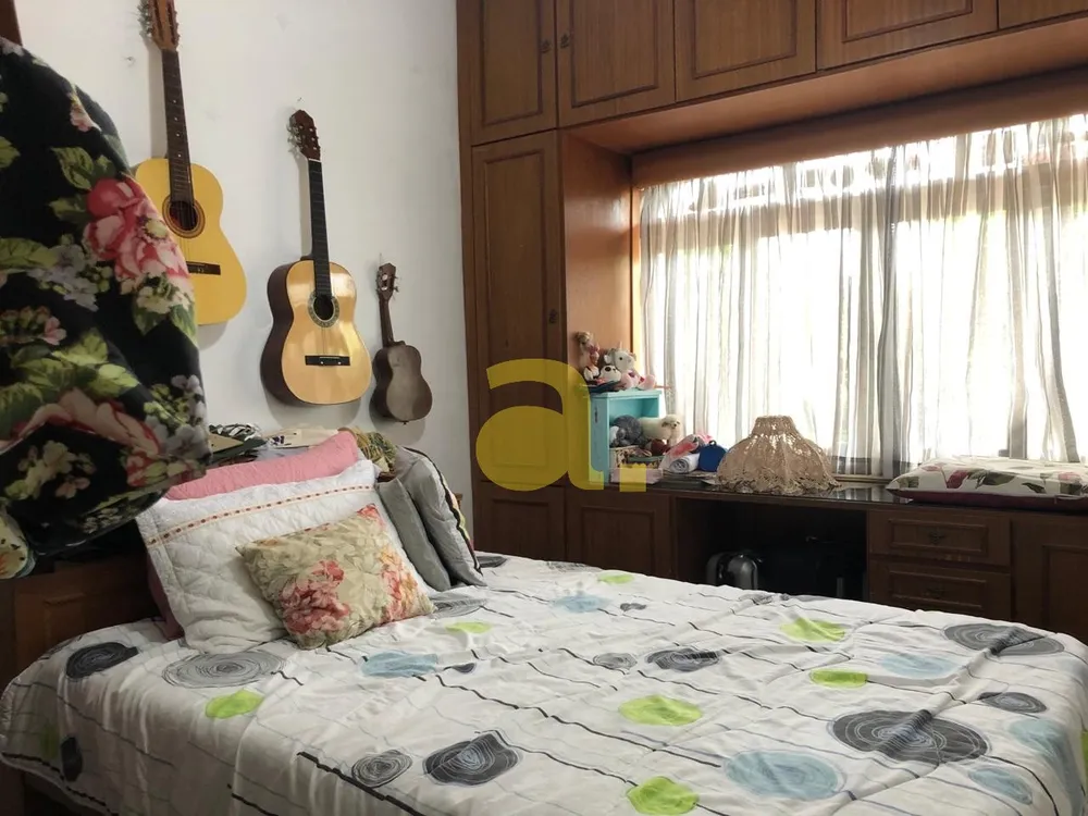 Casa, 3 quartos, 240 m² - Foto 4