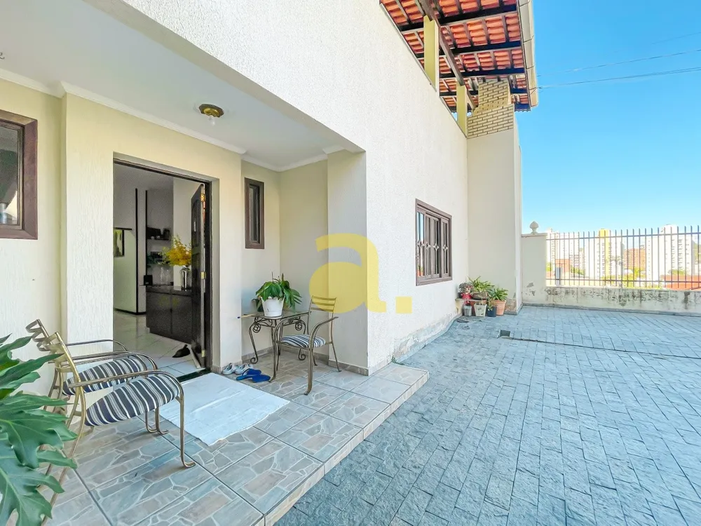 Casa, 6 quartos, 474 m² - Foto 2