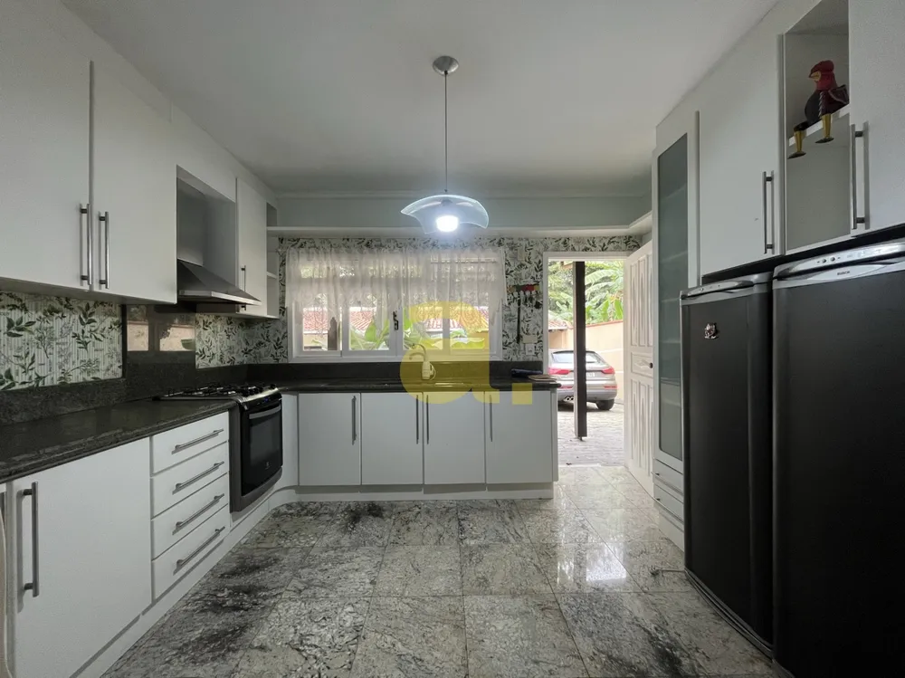 Casa, 3 quartos, 198 m² - Foto 1