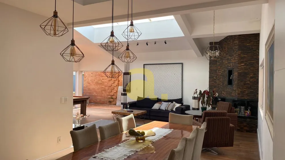Casa, 5 quartos, 326 m² - Foto 2