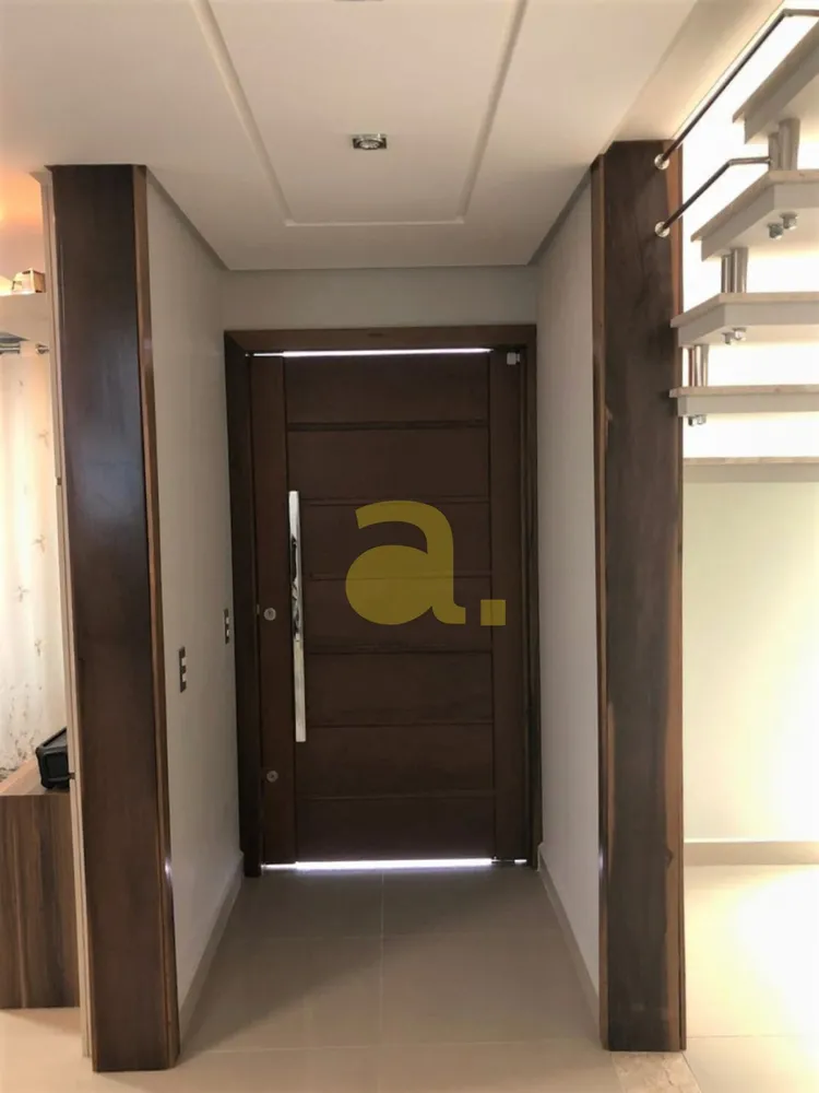 Casa, 3 quartos, 212 m² - Foto 3