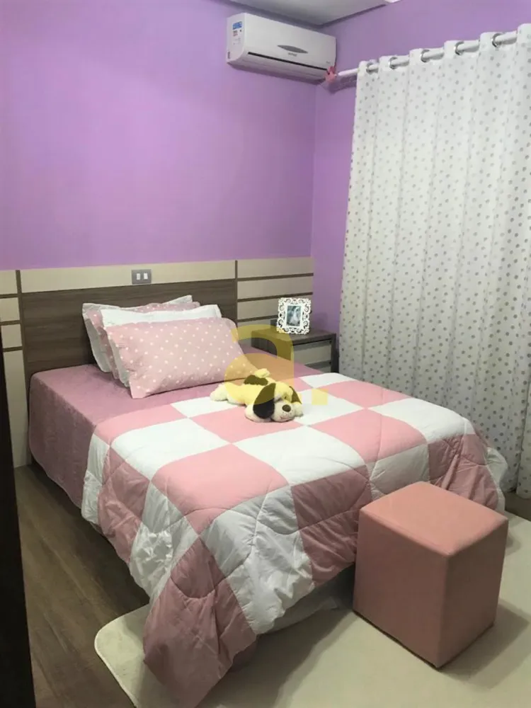 Casa, 3 quartos, 212 m² - Foto 13