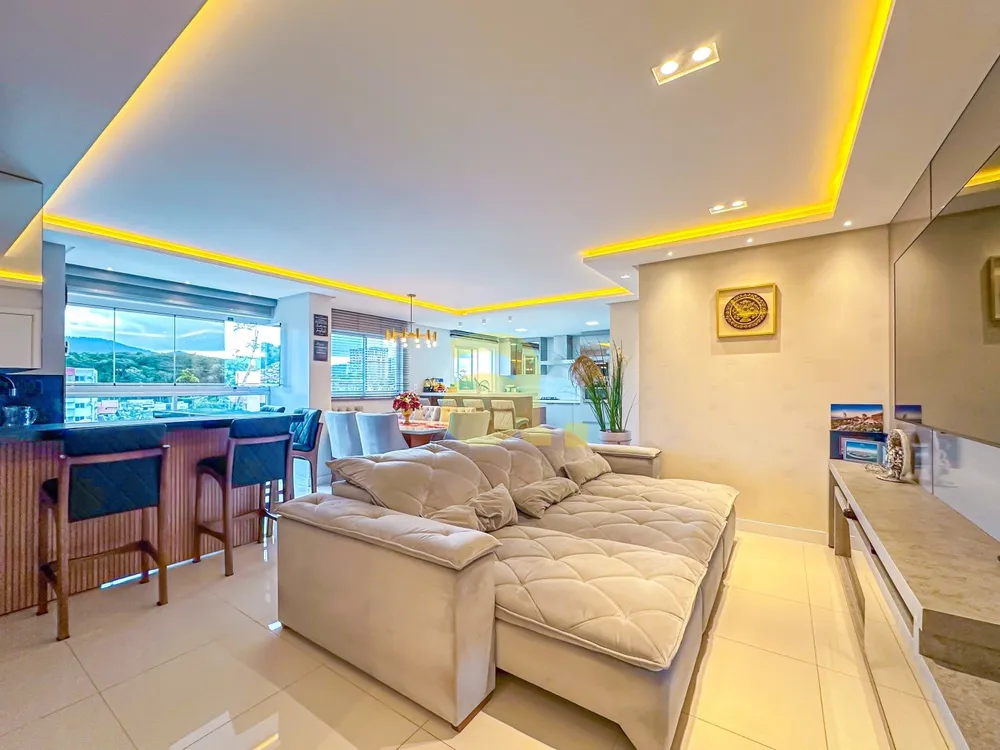 Apartamento, 3 quartos, 142 m² - Foto 2